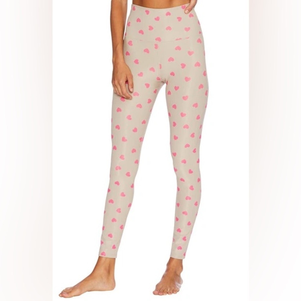 Beach Riot Ayla Heart Print Ribbed Leggings In Famous Taupe Heart